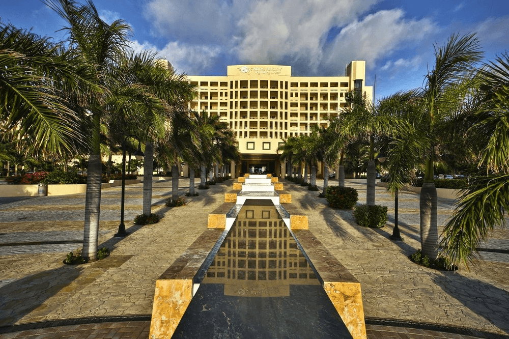 The Royal Sands